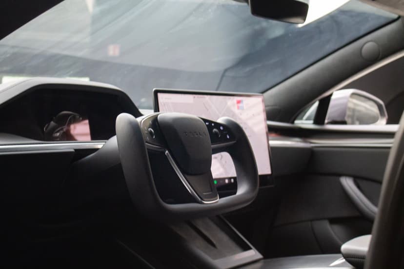 Stuur van een Tesla Plaid